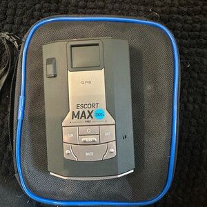 Max 360c Radar Detector - Black and Blue